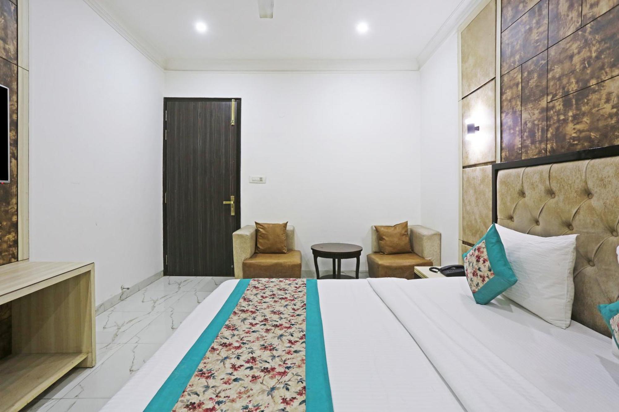 Hotel The Almora By Rs Global Near By Delhi International Airport With - Free Airport Drop Neu-Delhi Exterior foto