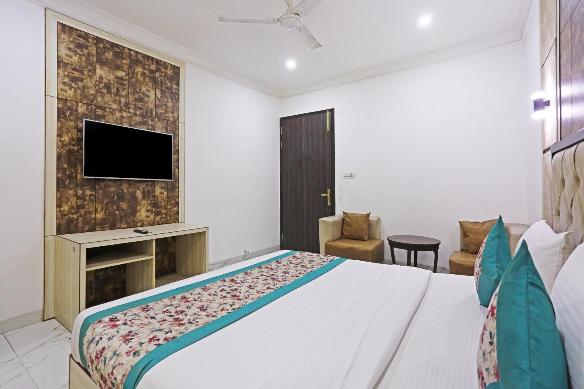 Hotel The Almora By Rs Global Near By Delhi International Airport With - Free Airport Drop Neu-Delhi Exterior foto