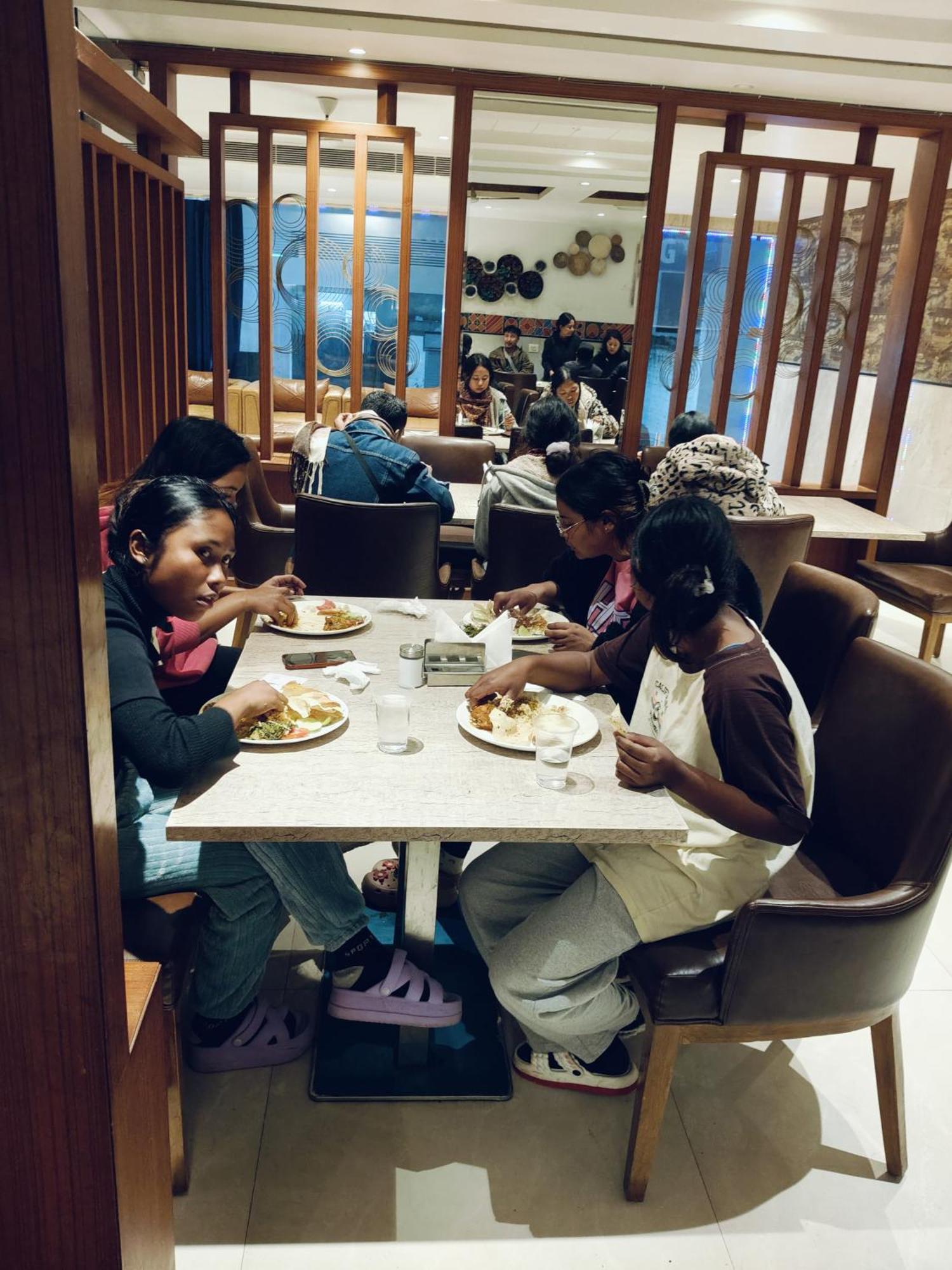 Hotel The Almora By Rs Global Near By Delhi International Airport With - Free Airport Drop Neu-Delhi Exterior foto