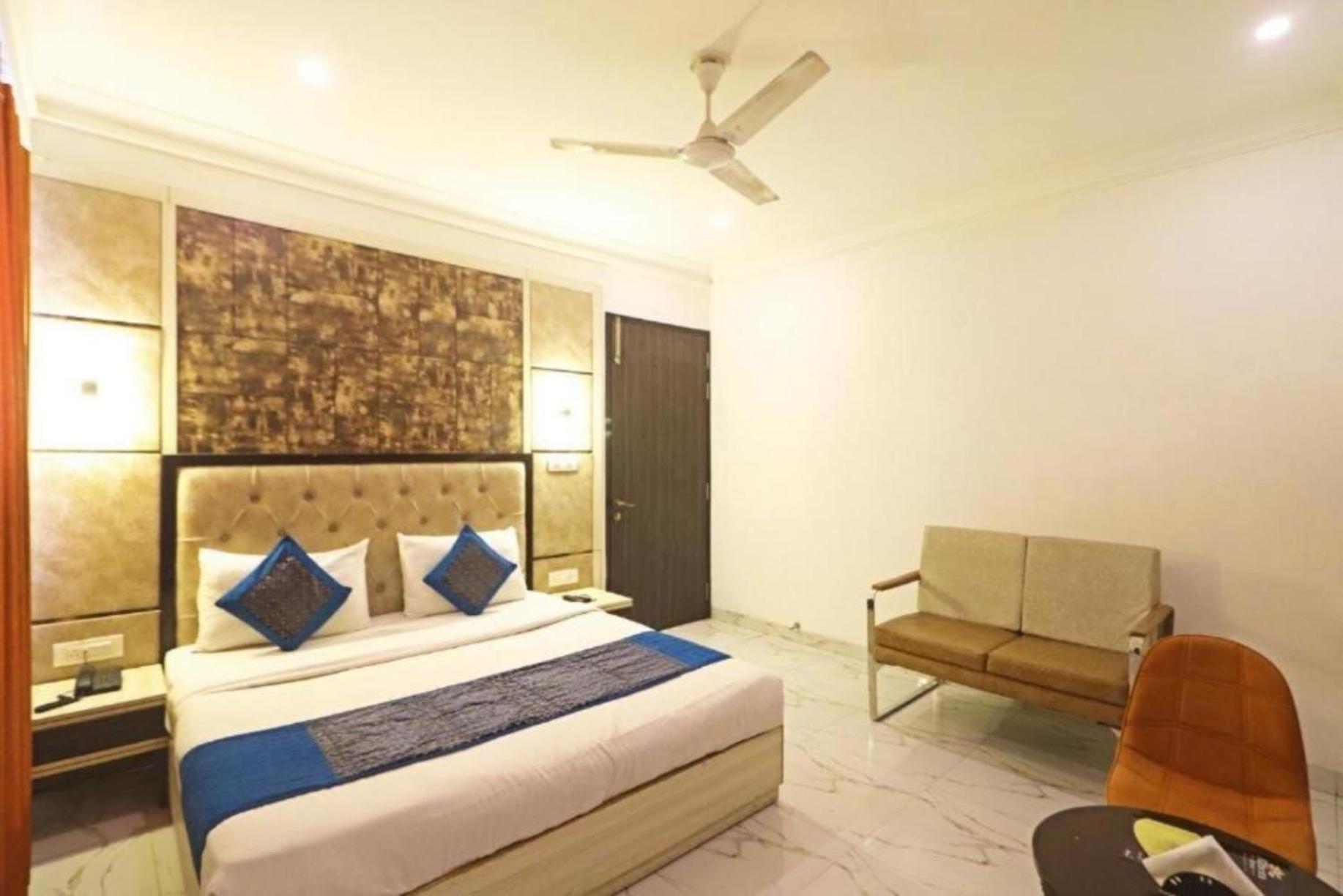 Hotel The Almora By Rs Global Near By Delhi International Airport With - Free Airport Drop Neu-Delhi Exterior foto