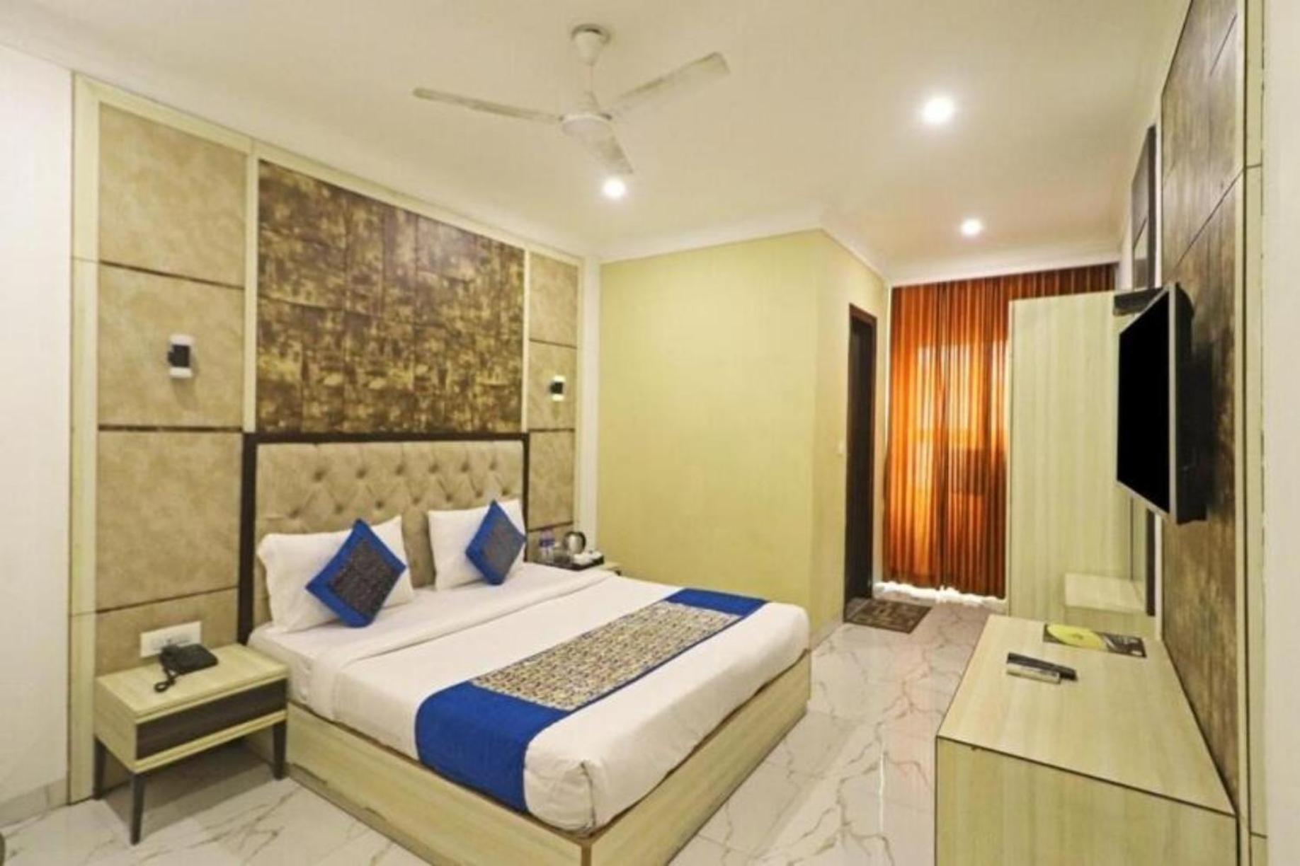 Hotel The Almora By Rs Global Near By Delhi International Airport With - Free Airport Drop Neu-Delhi Exterior foto