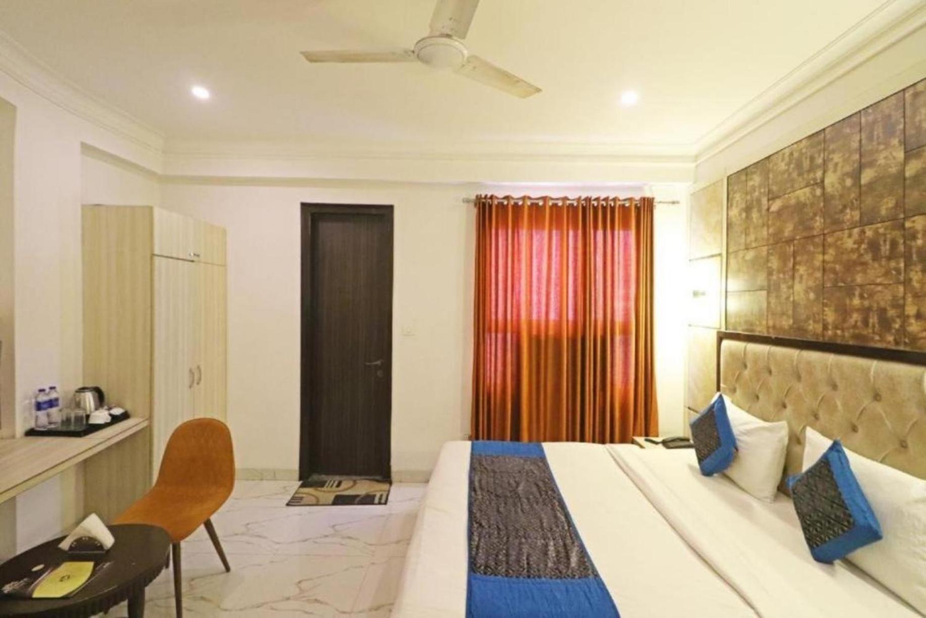 Hotel The Almora By Rs Global Near By Delhi International Airport With - Free Airport Drop Neu-Delhi Exterior foto